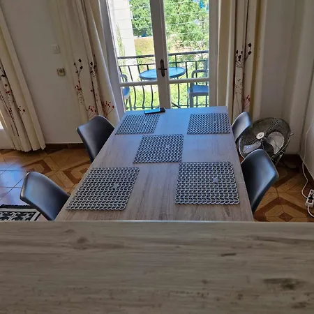 Apartment House *