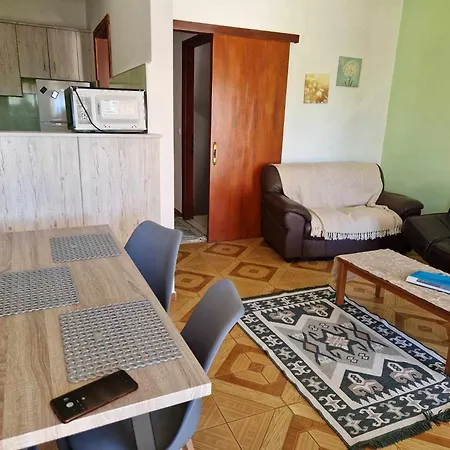 House * Закинтос